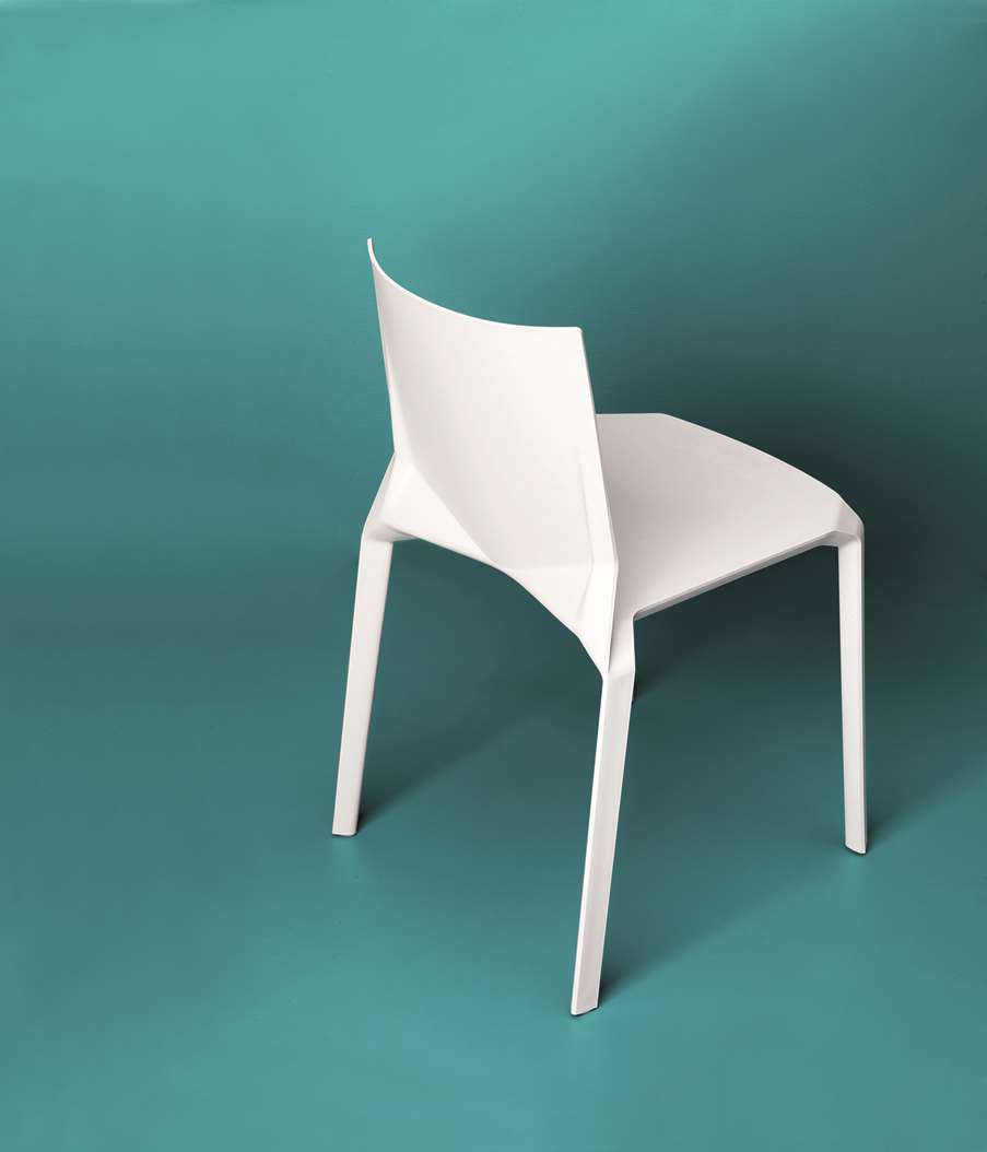 Plana – rafinovaná židle