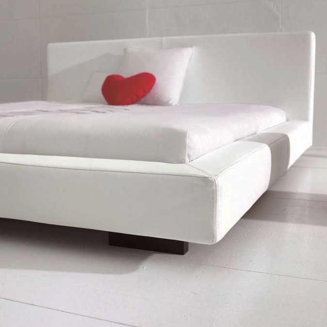 Chillin – postel se stroze moderním vzhledem