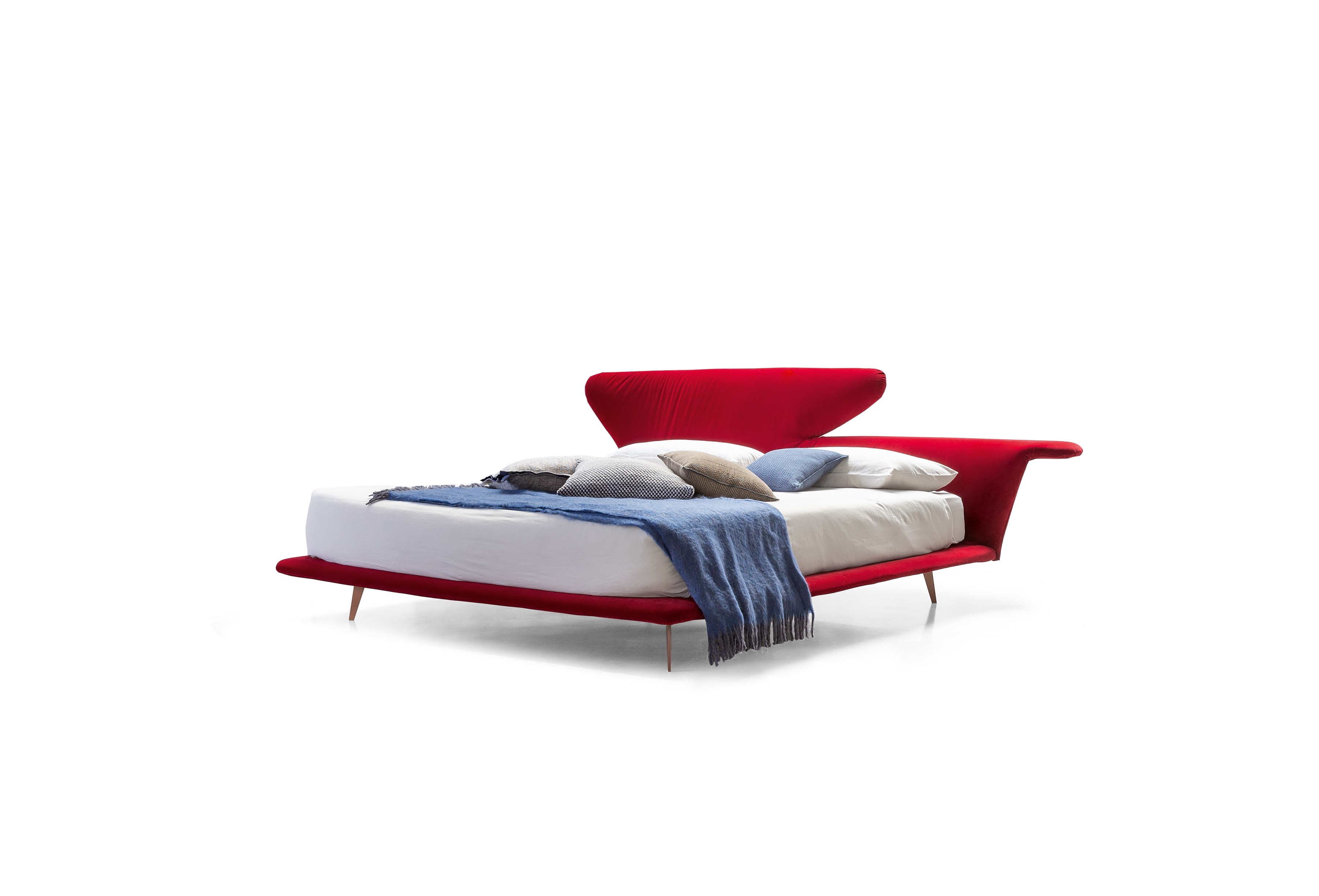 Lovy bed – postel s neobvyklým čelem