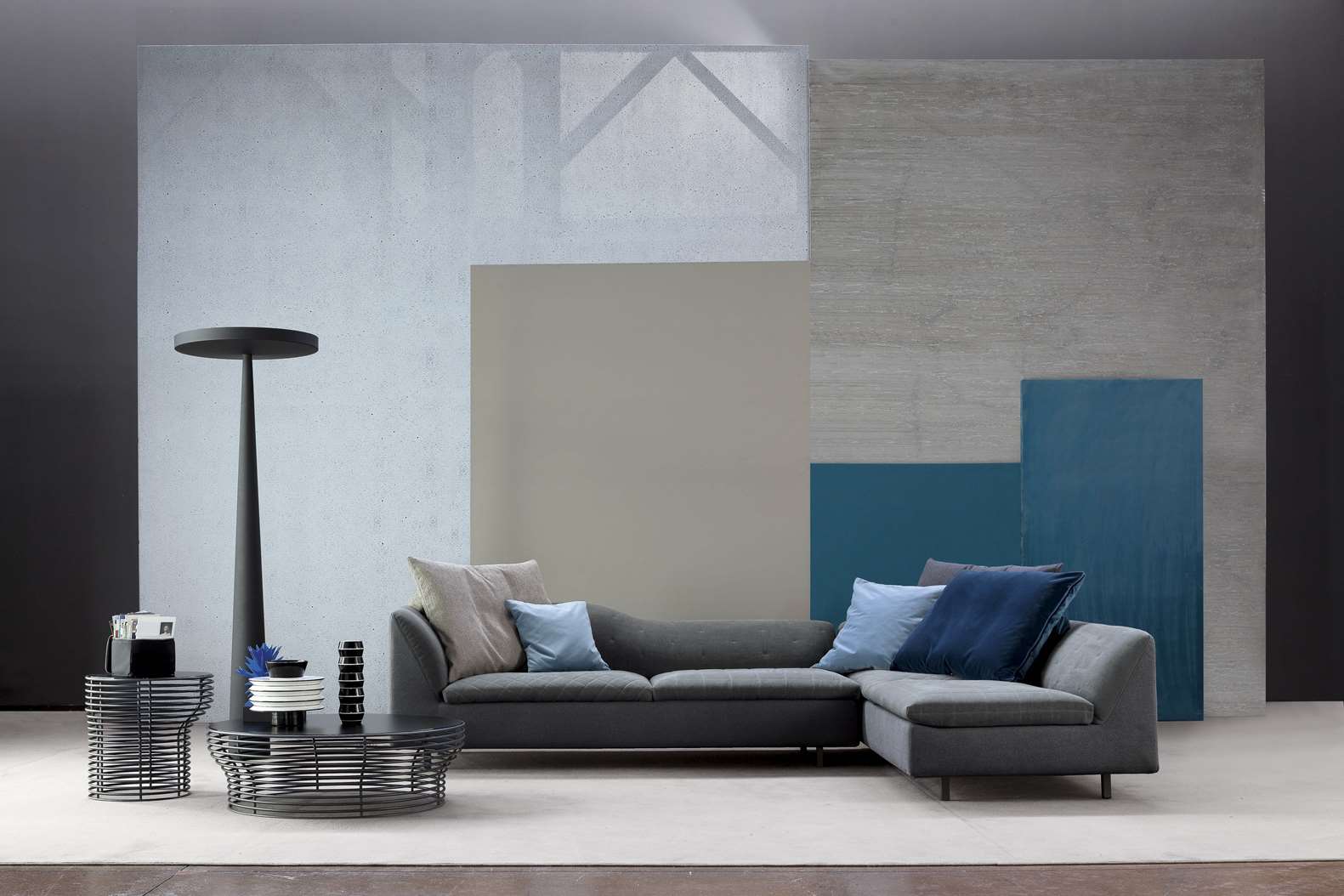 Sinua – ohňostroj tvarů a barev elegantní sofá