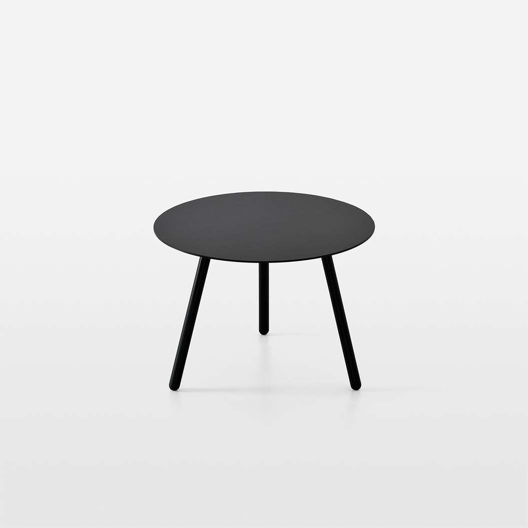 BCN – minimalistický univerzální stolek