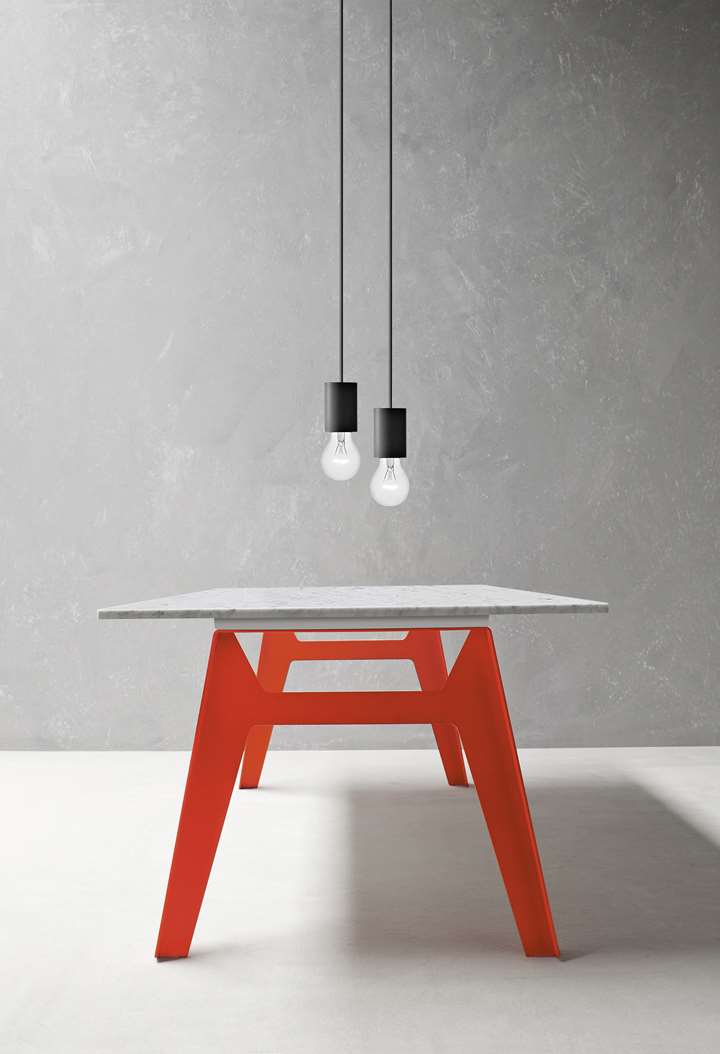 Welded table – ztělesněný minimalismus jídelního stolu